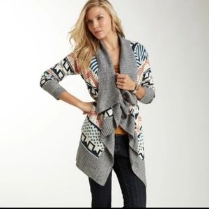Women's Romeo & Juliette Couture Gray Patterned Cardigan Sweater